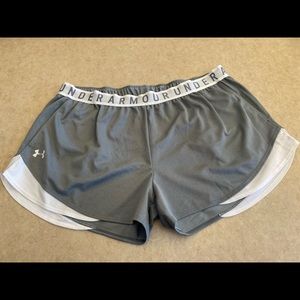 NWOT Underarmour shorts!